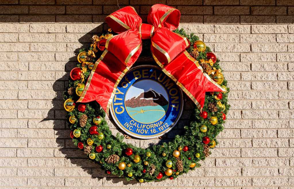 Top Picks for Best Wreaths for Your Front Door from Dekra Lite