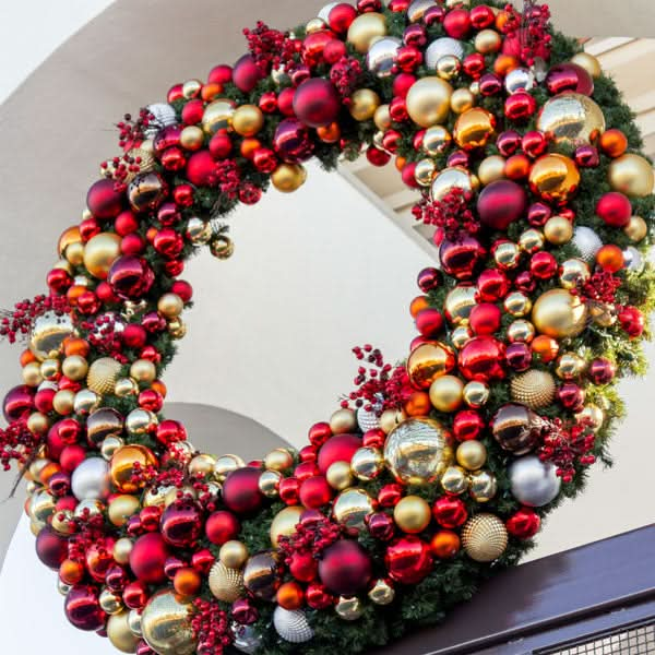 Dekra-Lite Red and Burgundy Berry Branches on Wreath