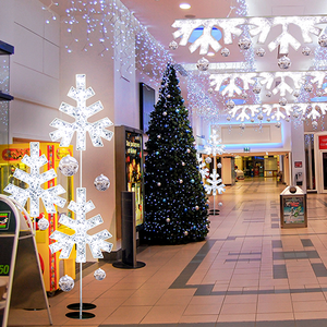 Tana Snowflake Trees