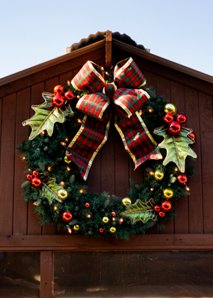 Metal Holly Leaves